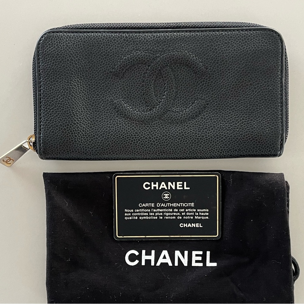 CHANEL Caviar Leather Black Timeless CC Zippy Long Wallet Organizer